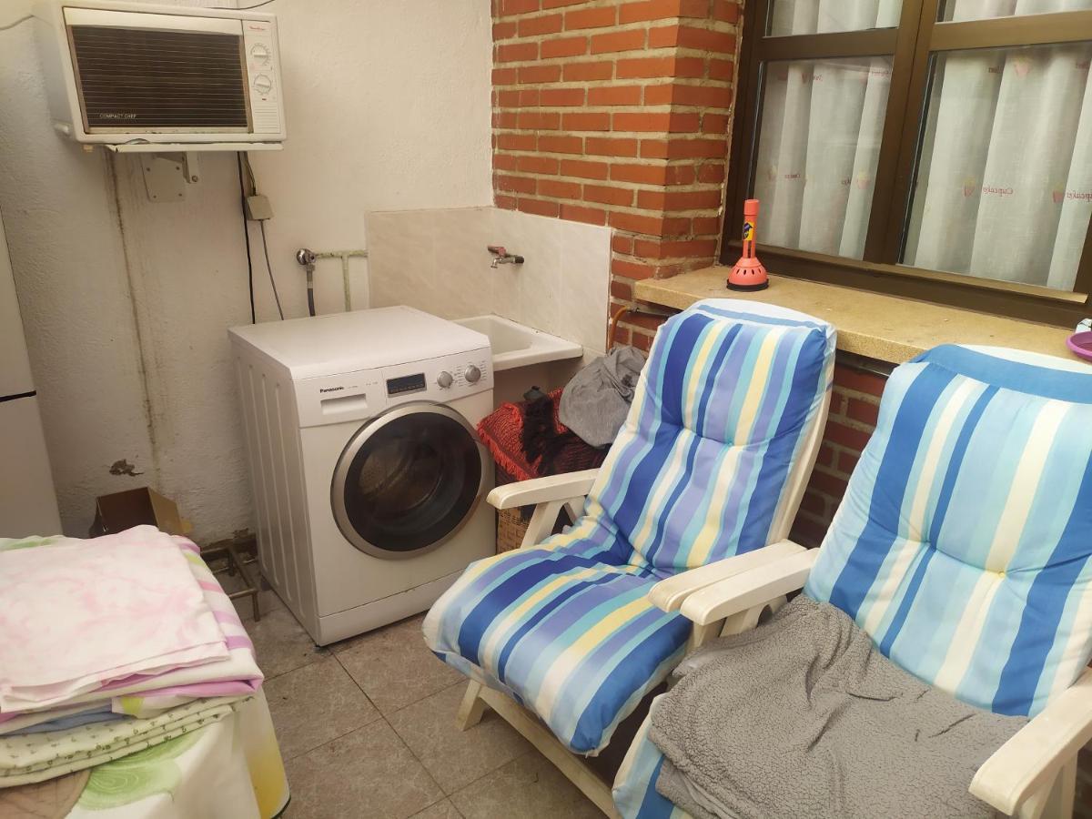 Habitacion Privada Triple Толедо Экстерьер фото