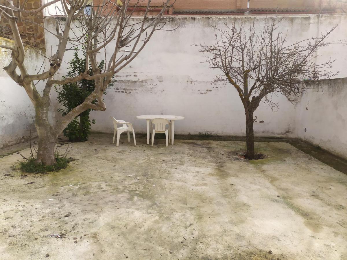 Habitacion Privada Triple Толедо Экстерьер фото