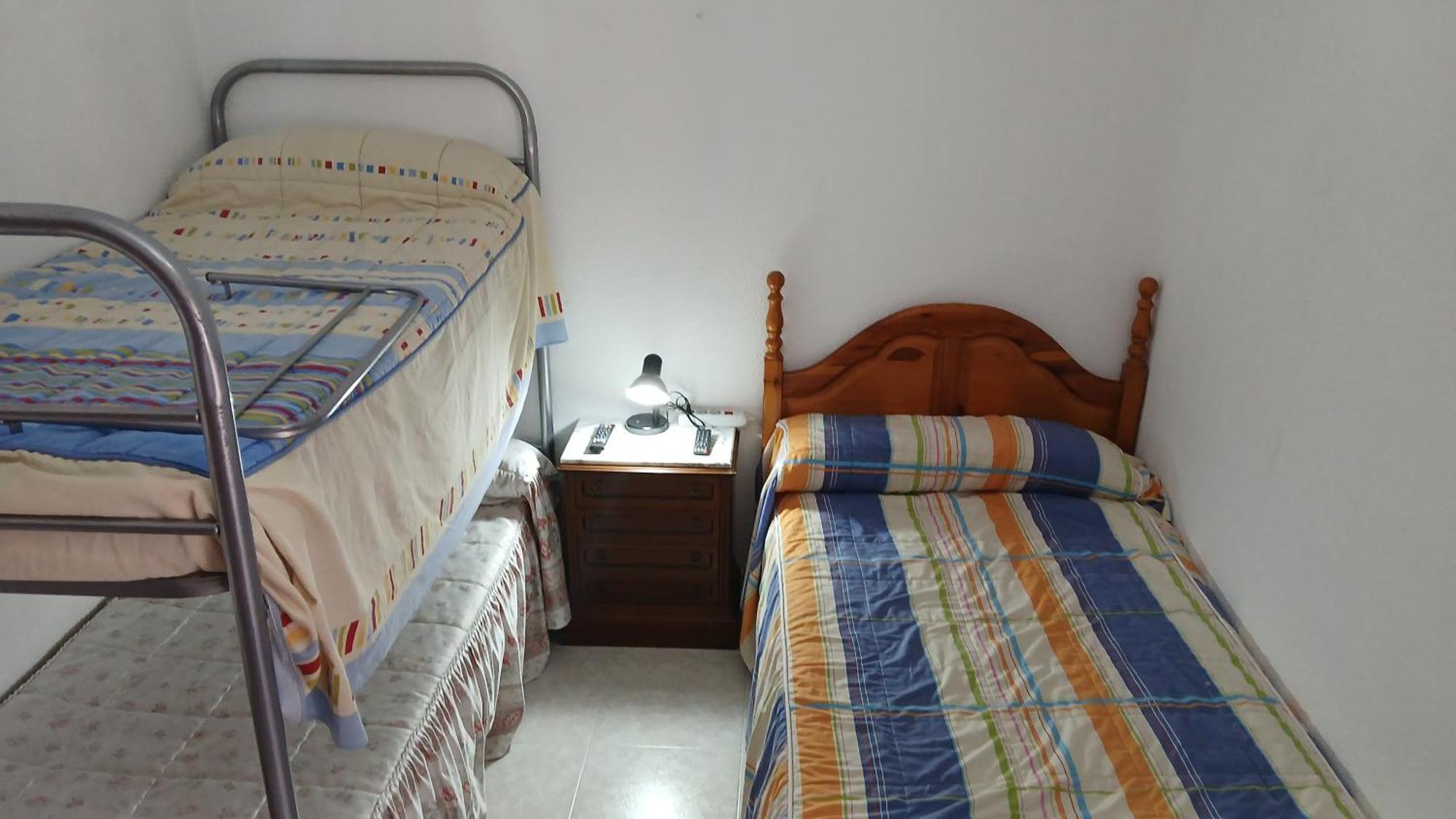 Habitacion Privada Triple Толедо Экстерьер фото