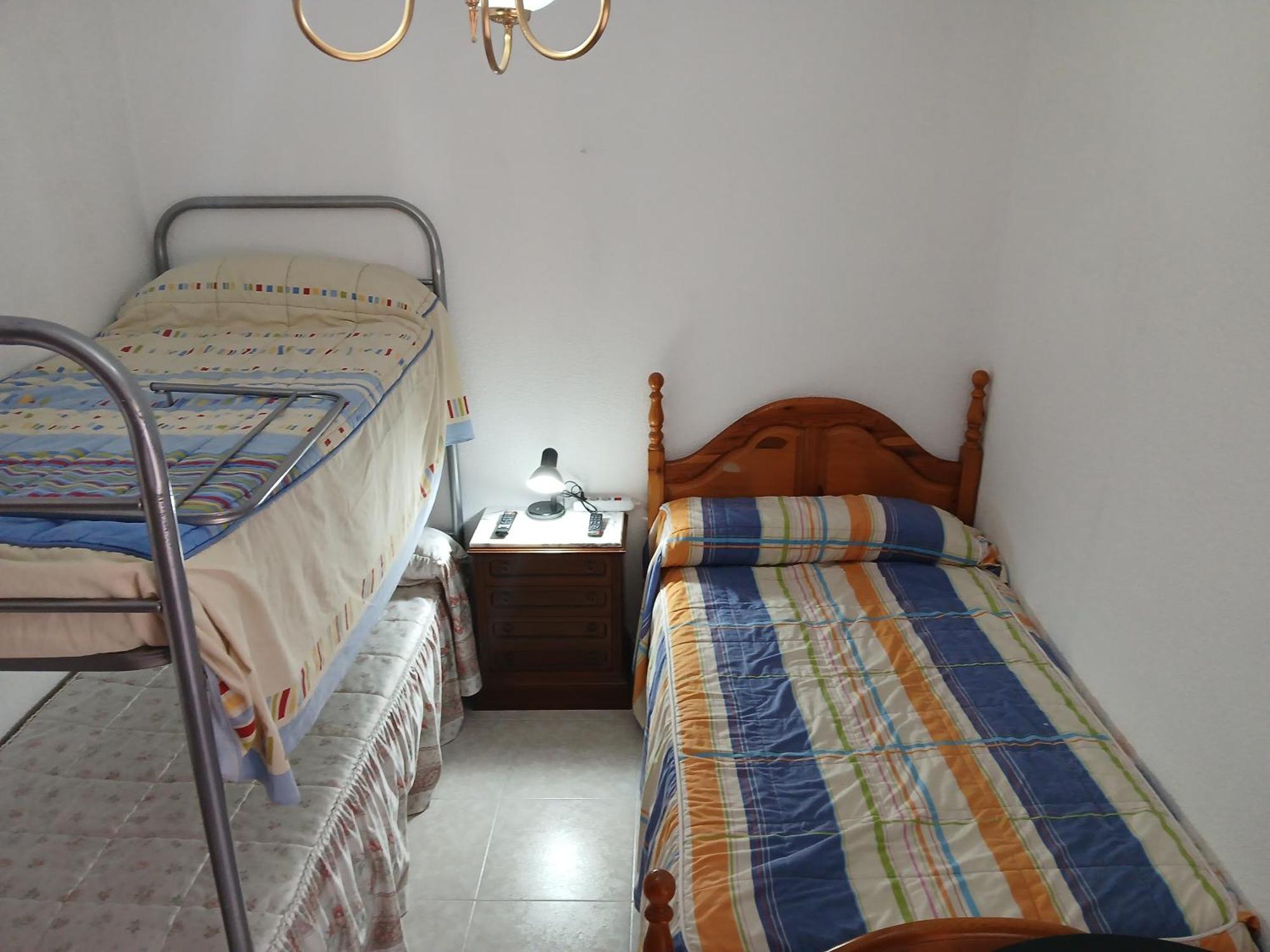 Habitacion Privada Triple Толедо Экстерьер фото